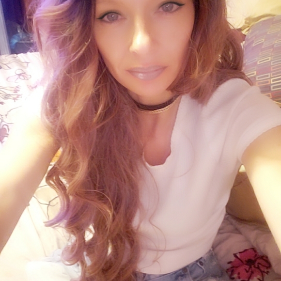 Meet your Posher, Aleesha - Picture 3 of 6